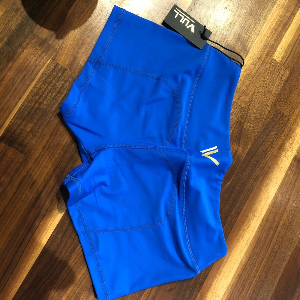 Vull sport Champion booty shorts brand new